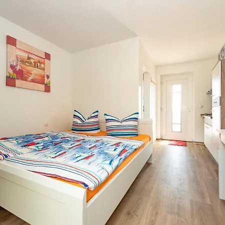 Appartementhaus Mit Balkon Im Ostseebad Vm Vila