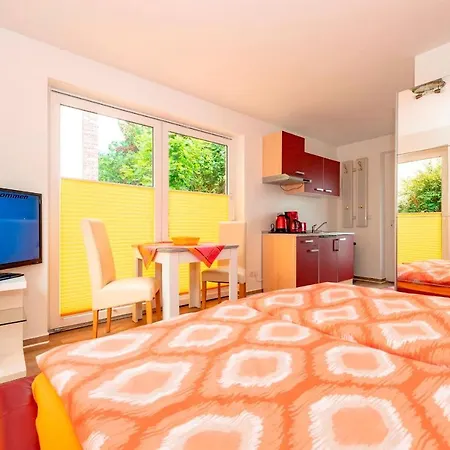 Appartementhaus Mit Balkon Im Ostseebad Vm Вилла Гёрен