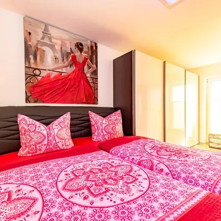 Appartementhaus Mit Balkon Im Ostseebad Vm *